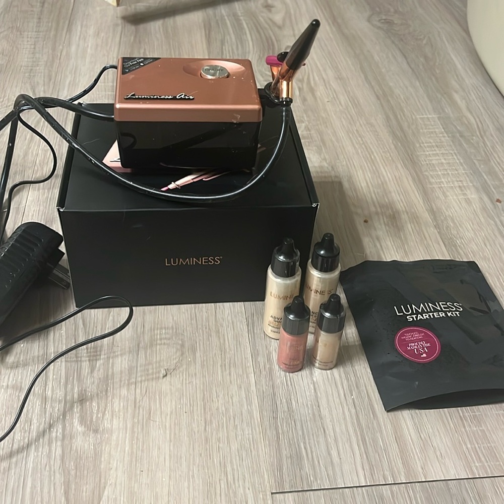 Luminess Air w/Starter Kit